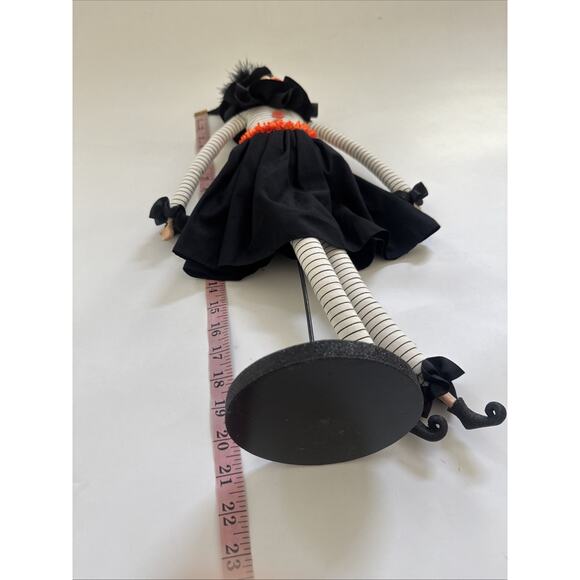 Halloween Cat dressed up as a witch Decoration Whimsical‎ on Stand - Picture 5 of 8